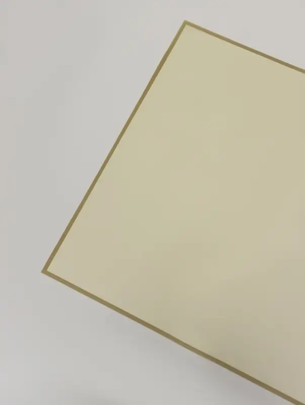 Пленка для цветов и букетов &laquo;Полупрозрачная кайма&raquo;, оливковая, 57&times;57 см