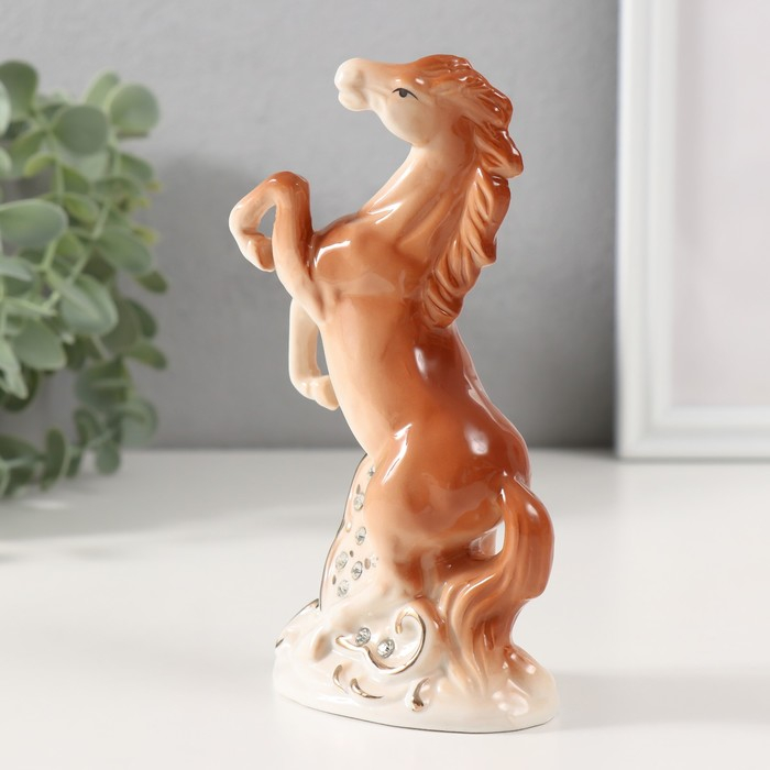 Сувенир керамика Сувенир керамика "Конь на дыбах" коричневый с золотом, стразы 16х9х4,8 см