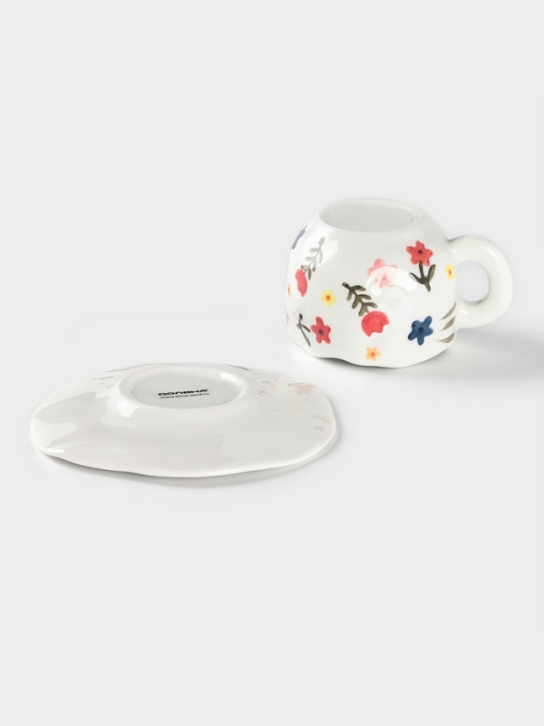 Чайная пара Доляна «Цветочная россыпь», чашка 220 мл, блюдце d=16 см, ручная роспись, керамика, белая Чайная пара Доляна «Цветочная россыпь», чашка 220 мл, блюдце d=16 см, ручная роспись, керамика, белая