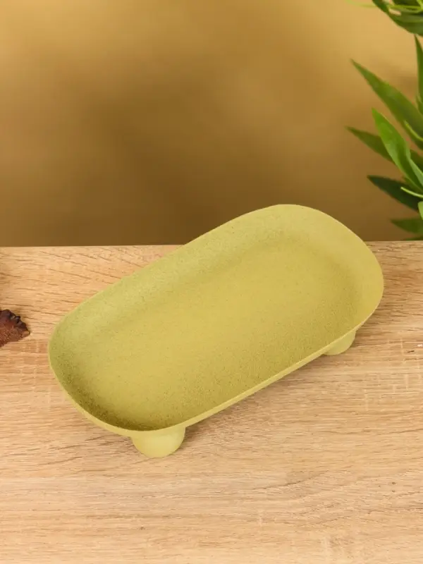 Блюдо сервировочное текстурное на золотых ножках сферах "Олива" 20х10,5х5 см