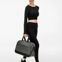 Спортивная сумка Atlantes, серая с черным Спортивная сумка Atlantes, серая с черным