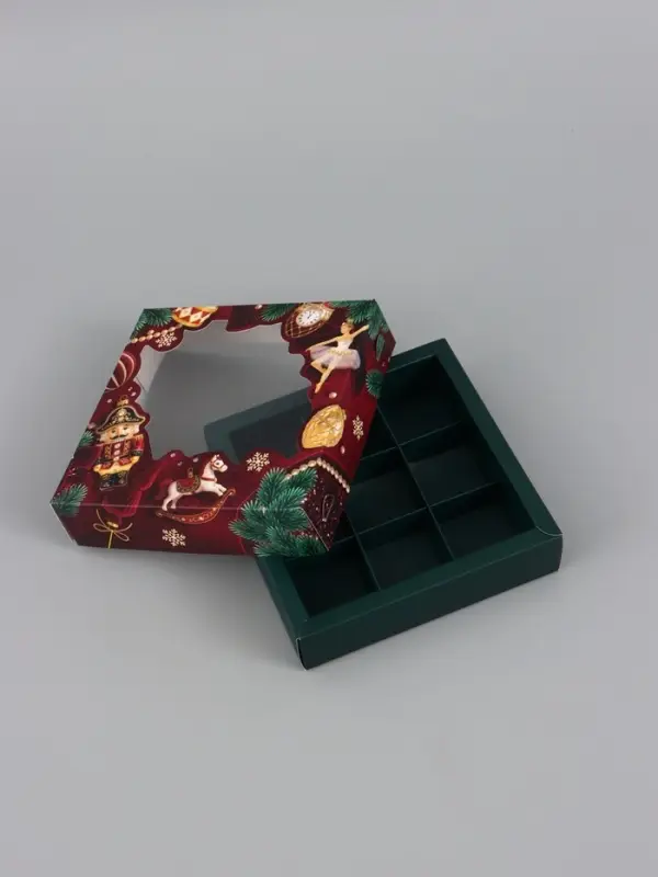 Коробка для 9 конфет &laquo;Роскошный щелкунчик&raquo;, 14.7&times;14.7&times;3.5 см
