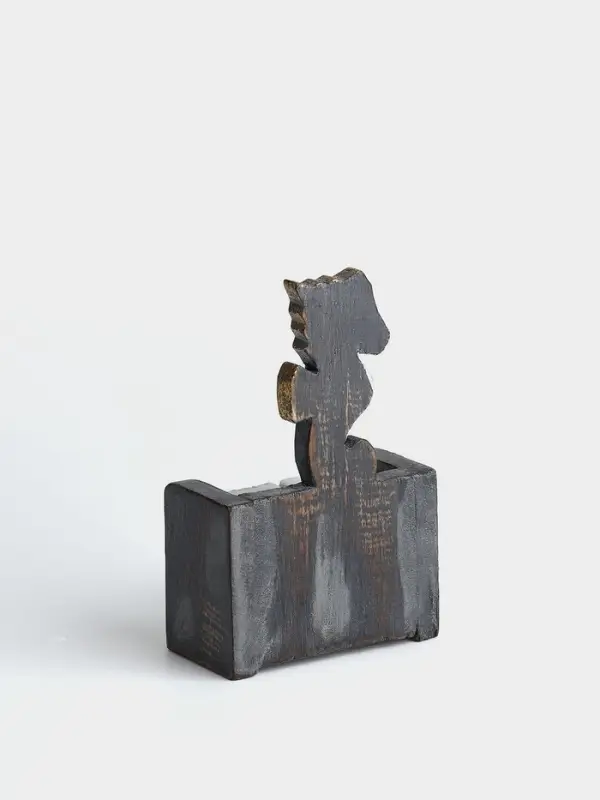 Календарь настольный &laquo;Морской конек&raquo;, 7&times;4&times;10 см, дерево, серый