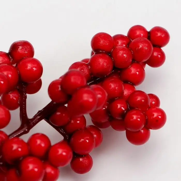 Ягоды для декора красные, 12×6×3 см