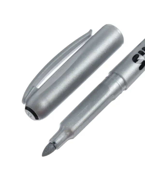 Маркер для декора Centropen 2690, перманентный, узел 3.8 мм, линия 1.5-3.0 мм, серебристый