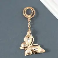 Брелок металл, стразы на карабине "Бабочка" голубой 4,7х6,4х0,8 см