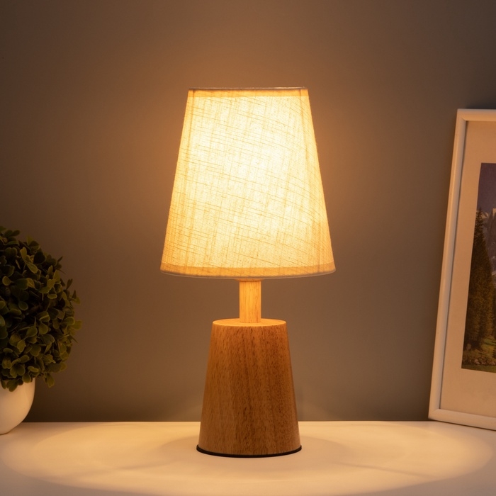Светильник настольный Светильник настольный "Индия" 1х40Вт Е27 береза 16,5х16,5х35см