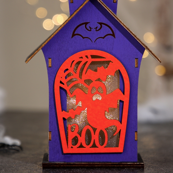 Декор с подсветкой &laquo;Дом криков&raquo;, 7 &times; 12 &times; 21 см