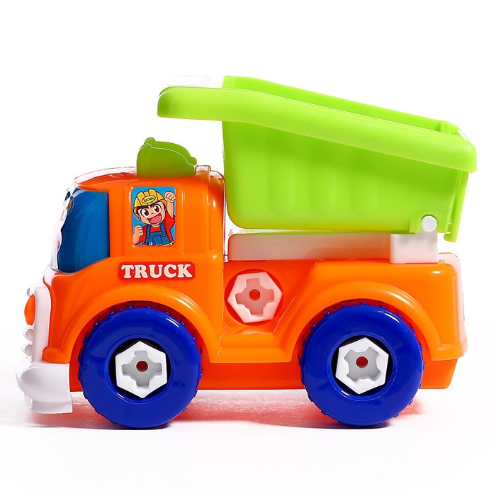 Конструктор винтовой «Эвакуатор с машинкой», с отвёрткой и насадкой + знаки Конструктор винтовой «Эвакуатор с машинкой», с отвёрткой и насадкой + знаки