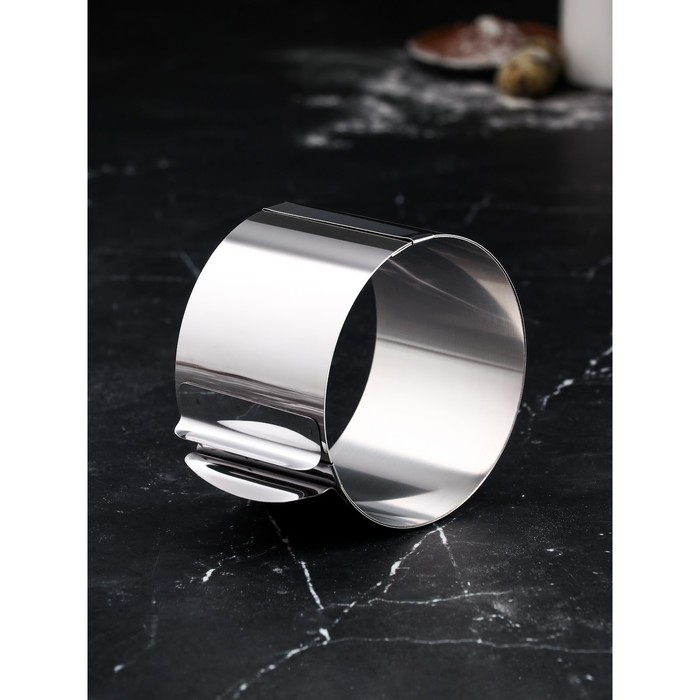 Форма для выпечки и выкладки с регулировкой размера «Круг», h-12 см, d-20-38 см Форма для выпечки и выкладки с регулировкой размера «Круг», h-12 см, d-20-38 см