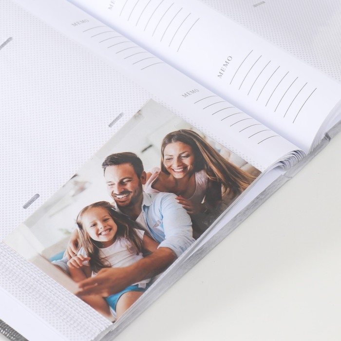 Фотоальбом на 200 фото 10х15 см Фотоальбом на 200 фото 10х15 см "Мегаполис" бумажные листы 32,5х5х22 см