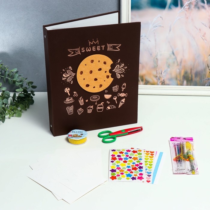 Фотоальбом на кольцах 30 листов+30 файлов Фотоальбом на кольцах 30 листов+30 файлов "Сладости" чёрные листы 31,4х25,8х5 см