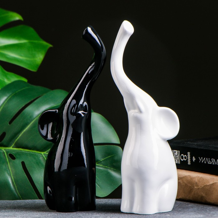Фигура Фигура "Пара слонов" 9х15х25см чёрный/белый,