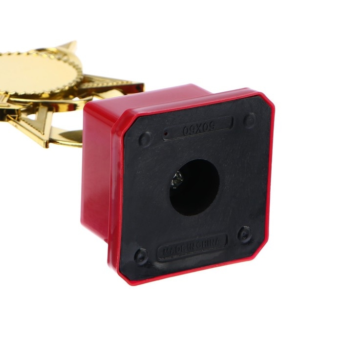 Наградная фигура «Звезда» C, подставка пластик красная, 17 х 9,5 х 6,3 см. Наградная фигура «Звезда» C, подставка пластик красная, 17 х 9,5 х 6,3 см.