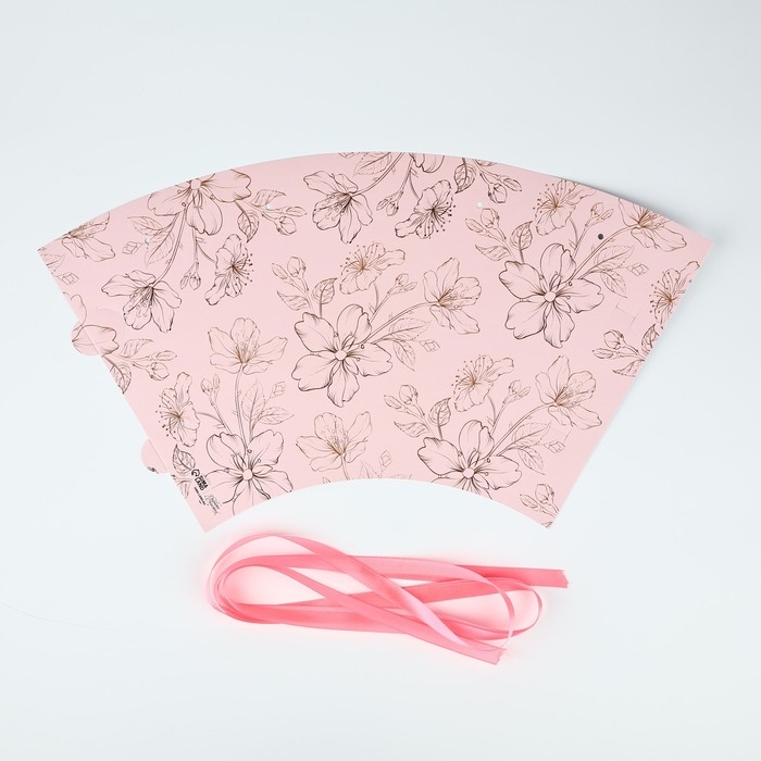 Пакет для цветов конусный круглый складной на лентах «Цветы», 15 х 23.3 х 7.5 см Пакет для цветов конусный круглый складной на лентах «Цветы», 15 х 23.3 х 7.5 см