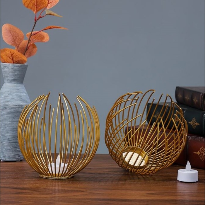 Подсвечник металлический настольный Подсвечник металлический настольный "Шар", 15.5 х 15 см, золото