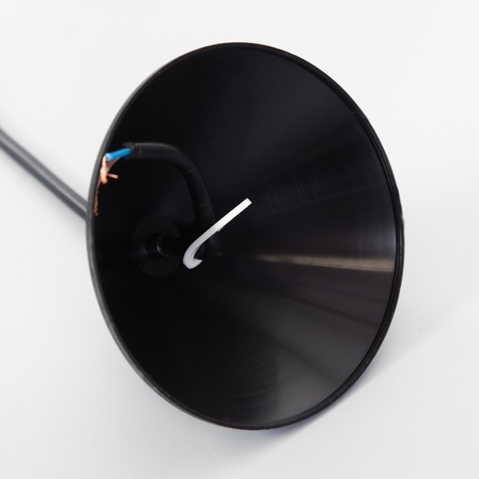 Подвес Подвес "Конус" 1х15Вт Е27 МОДЕЛЬ: BR 00270 черный/красный 25х25х15см