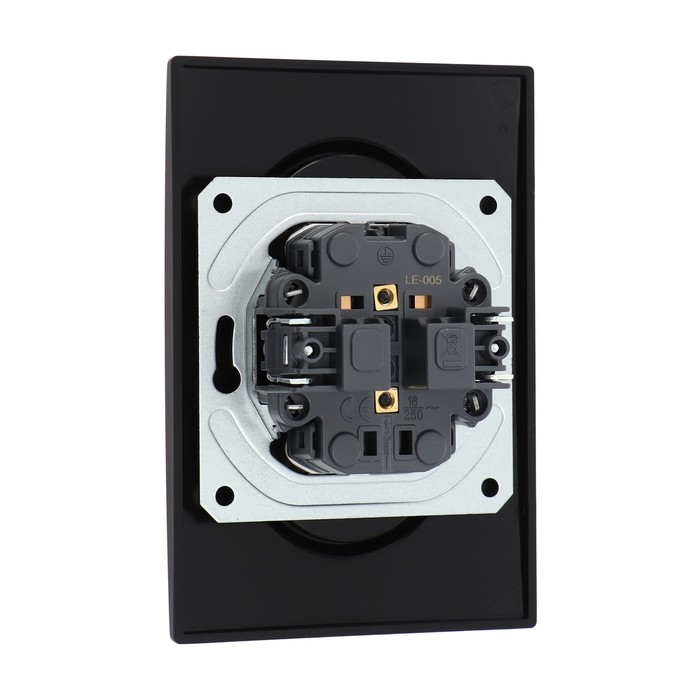 Розетка двухместная TOT Elegant, 10 А, скрытая, без з/к, черная Розетка двухместная TOT Elegant, 10 А, скрытая, без з/к, черная