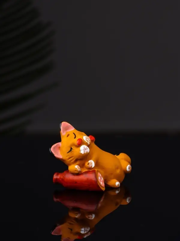 Фигура "Котик спит на колбасе" 4.2х3.7х3 см