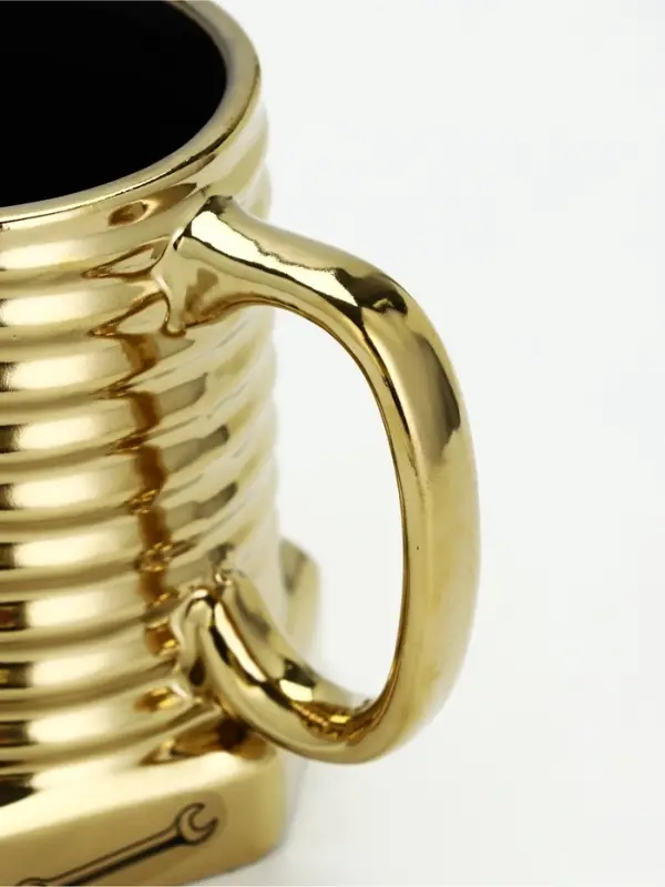 УЦЕНКА Кружка керамическая &laquo;Золотые руки&raquo;, 400 мл