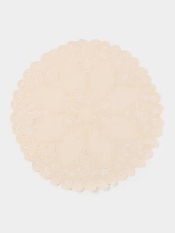 Салфетка ажурная &laquo;Цветок&raquo;, d=38 см, бежевая