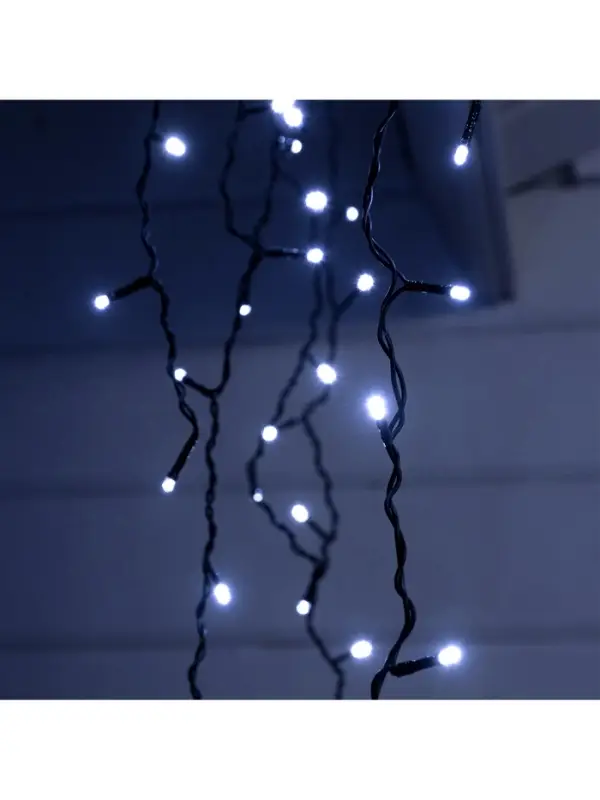 Гирлянда &laquo;Бахрома&raquo; 3&times;0.9 м, IP44, УМС, тёмная нить, 232 LED, свечение белое, 220 В