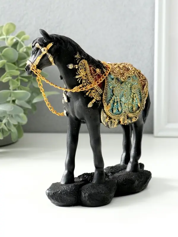 Сувенир полистоун Сувенир полистоун "Конь императора" чёрный, цветная попона МИКС 16х6х16,3 см