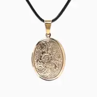 Кулон для фото на шнурке &laquo;Овал с цветами&raquo;, цвет золото на чёрном шнурке, 45 см