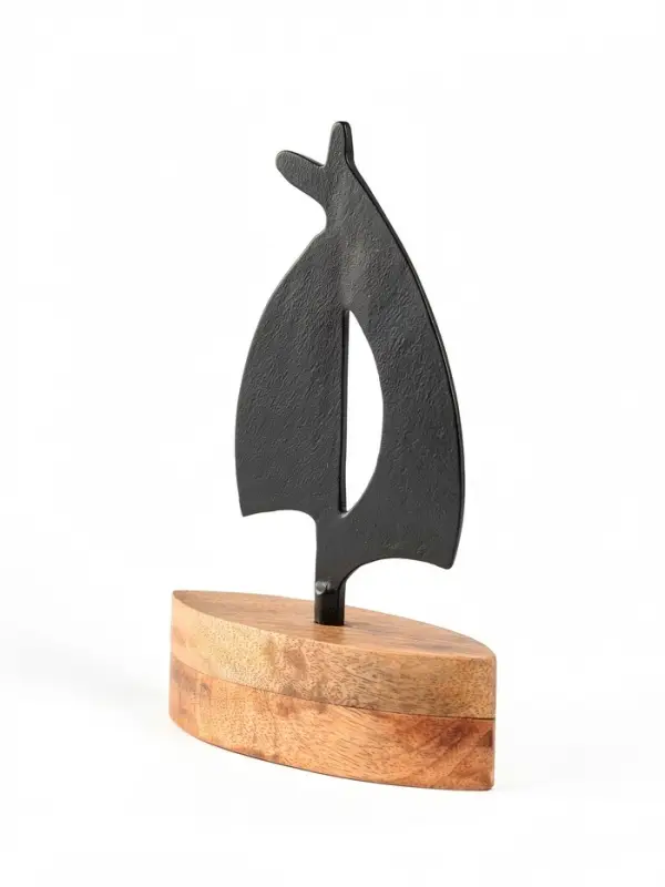 Сувенир интерьерный &laquo;Парусник&raquo;, 17&times;6&times;25 см, алюминий, дерево