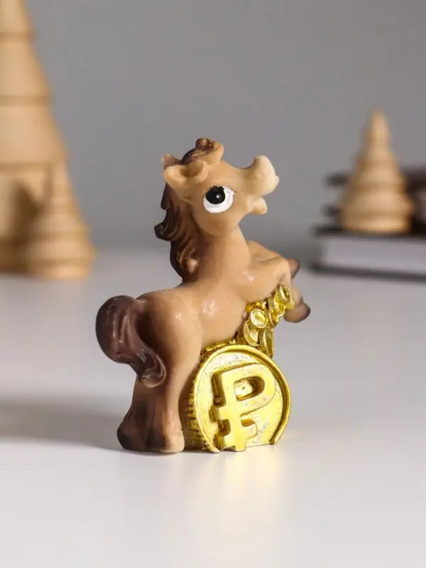 Сувенир полистоун Сувенир полистоун "Лошадка с монетой - рубль" МИКС 6,5х2,6х7 см