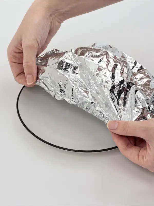 Крышки на тарелку на резинке, из фольги 10 шт, размер до 36 см, для свежести и тепла еды