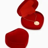 Футляр под набор украшений &laquo;Сердце&raquo;, бархатный, 9&times;8.5 см, красный