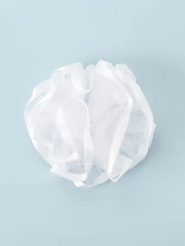 Бант для волос на резинке &laquo;Школьница&raquo;, волна, d=13 см, белый, МИКС