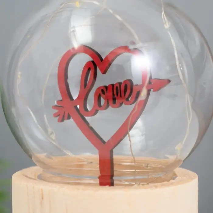 Фигурка световая RISALUX &laquo;Влюбленное сердце&raquo;, LED-ночник, 3&times;AG10, шар-8 см, 6.5&times;6.5&times;11.5 см