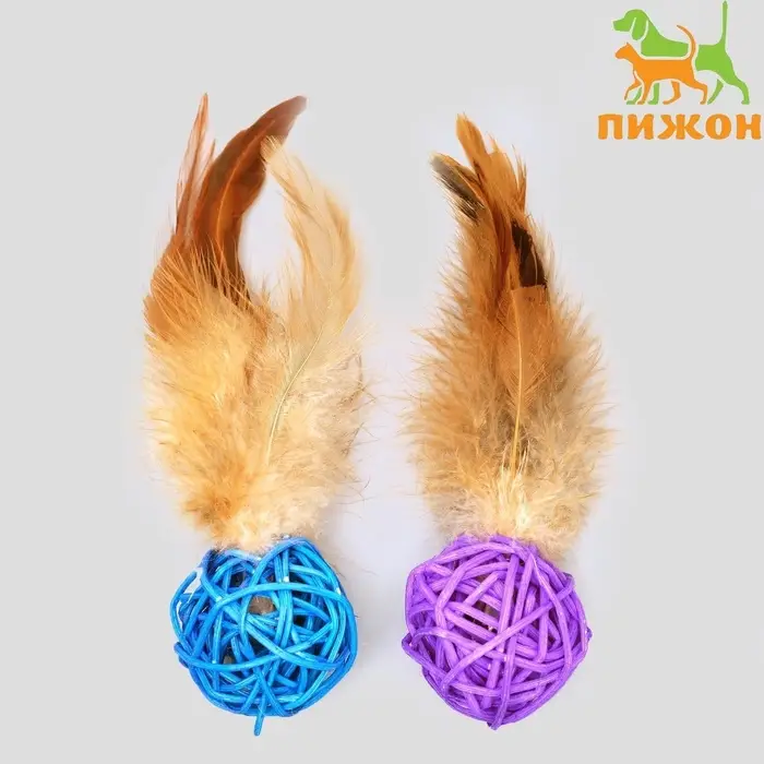 Игрушка для кошек &laquo;Шар из лозы с пером&raquo;, 3.8 см, микс цветов