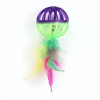 Шарик для кошек с бубенчиком "Завитушка с пером", 4 см, салатово-фиолетовый