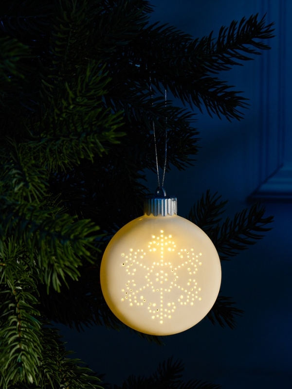 Елочный шар Елочный шар "Снежинка" 8.7х3.1х9.8 см, 1 LED, LR44x3(в компл.), свечение тёплое белое