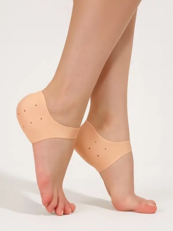 Носочки для педикюра, силиконовые, с перфорацией, универсальный размер, 10&times;10.5 см, бежевые