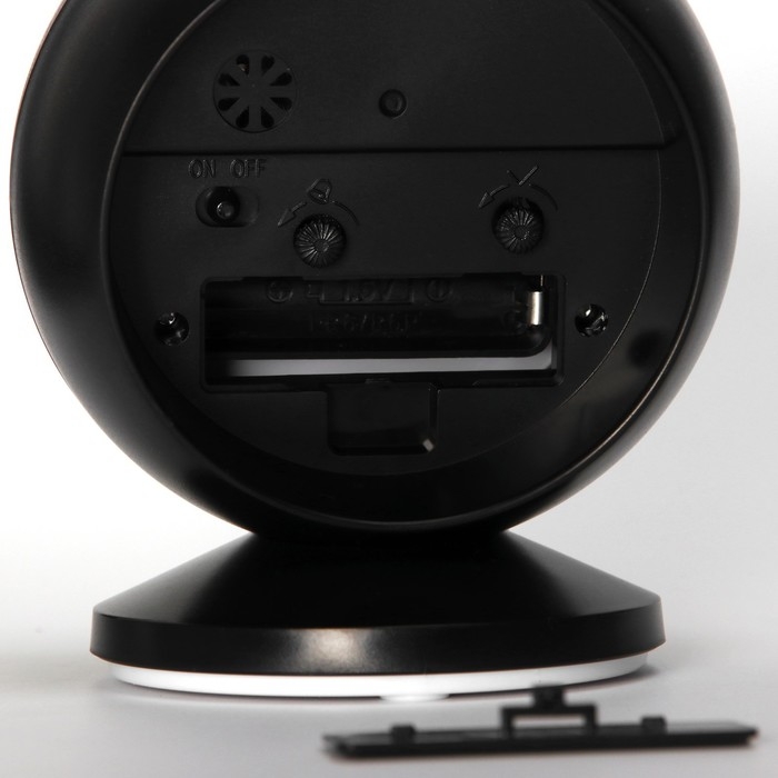 Часы настольные будильник Часы настольные будильник "Классика", циферблат d-9 см