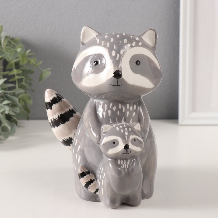Копилка керамика Копилка керамика "Енот с малышом" 12,3х12,5х17,7 см
