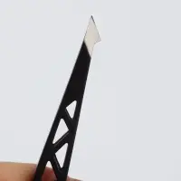 Пинцет &laquo;Геометрия&raquo;, скошенный, заострённый, 9.5 см, чёрный