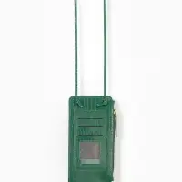 Сумка на магните, с длинным ремнём, однотонная, 10&times;2.5&times;20 см, зелёная