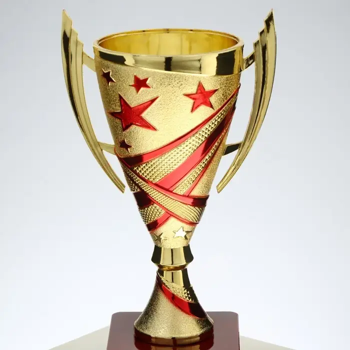 Кубок 183B, наградная фигура, золото, подставка пластик, 20.5&times;9.5&times;7.5 см