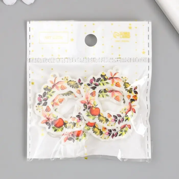 Декор для творчества акрил "Веночек с яблоками и грибами" 0,2х4х4,1 см