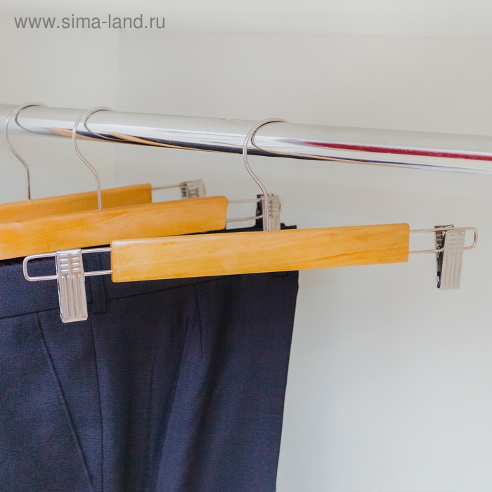 Вешалка для брюк и юбок Доляна, 33×13 см, с зажимами, цвет светлое дерево Вешалка для брюк и юбок Доляна, 33×13 см, с зажимами, цвет светлое дерево