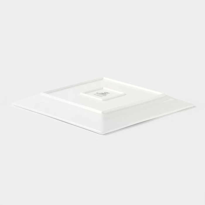 Тарелка фарфоровая квадратная Wilmax Stella, 25×25 см, цвет белый Тарелка фарфоровая квадратная Wilmax Stella, 25×25 см, цвет белый