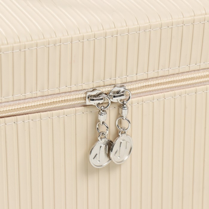 Шкатулка кожзам с зеркалом  Шкатулка кожзам с зеркалом "Локки. Белый" набор 3 шт 21х13,5х13;18,5х10,5х10;16,5х15х23 см