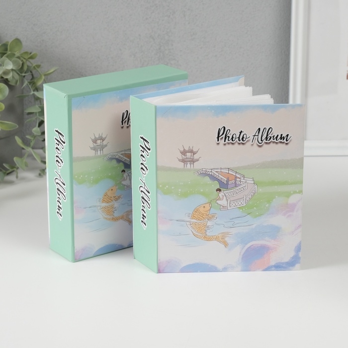 Фотоальбом на 40 фото 10х15 см "Девочка и карп" в коробке 17х14х4,5 см