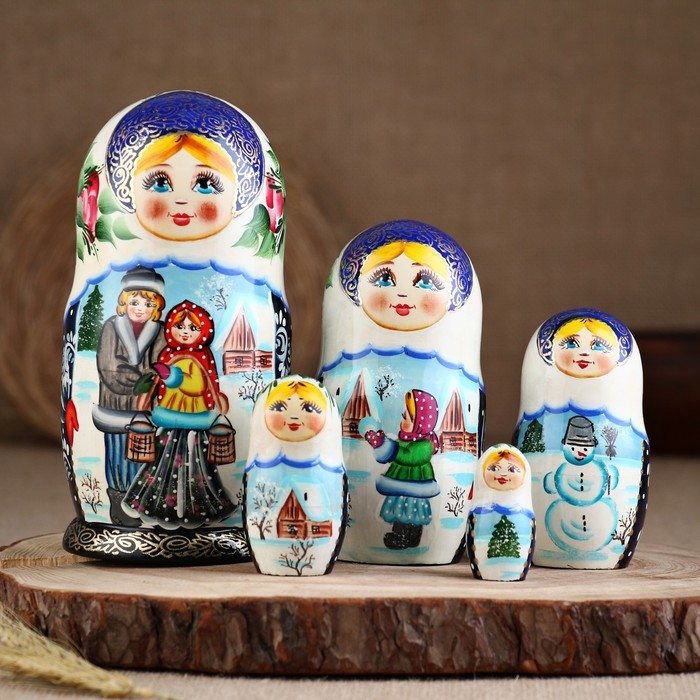 Матрёшка «Парочка», красный  платок,5 кукольная,  люкс Матрёшка «Парочка», красный  платок,5 кукольная,  люкс