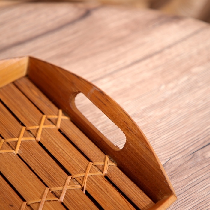 Поднос из бамбука 32х22х4 см Поднос из бамбука 32х22х4 см